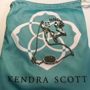 Elisa Kendra Scott necklace